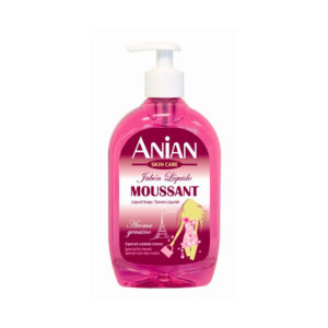 anian-manos-moussant