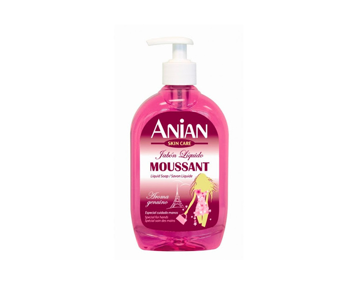 anian-manos-moussant
